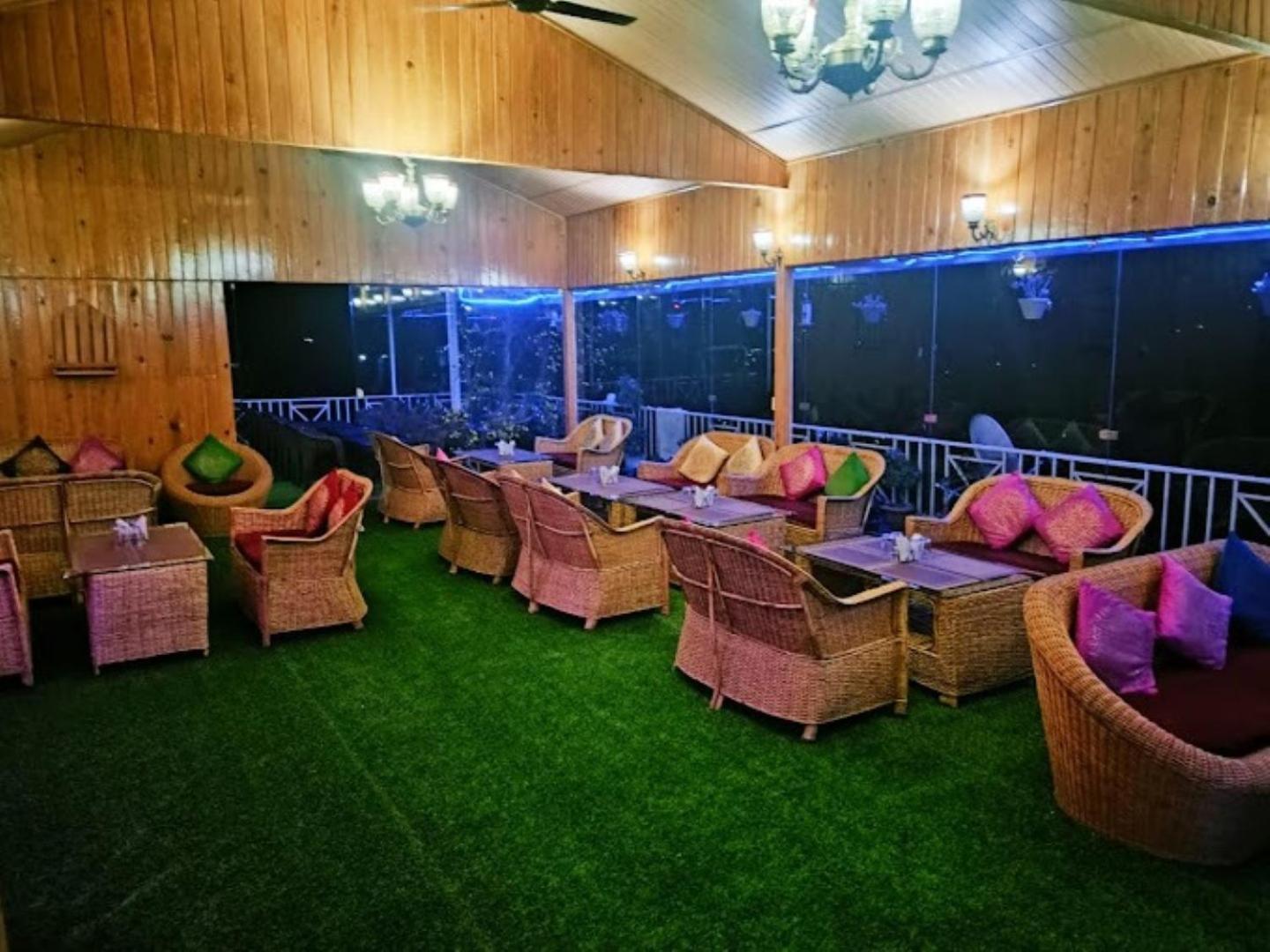 The Village Retreat Resort , Guptkashi Gupta Kashi Exterior photo