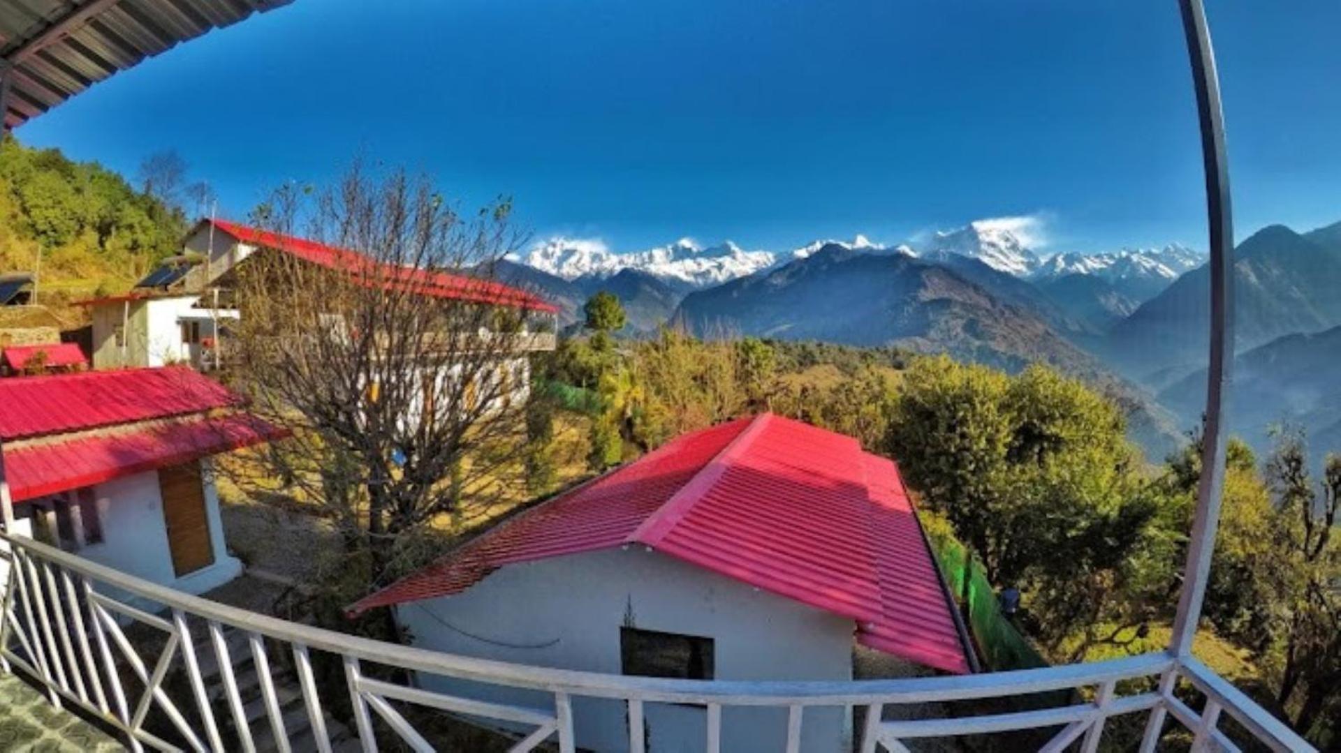 The Village Retreat Resort , Guptkashi Gupta Kashi Exterior photo